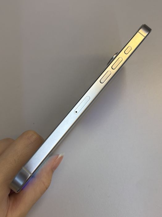 iPhone 16 Pro Max · 2/9