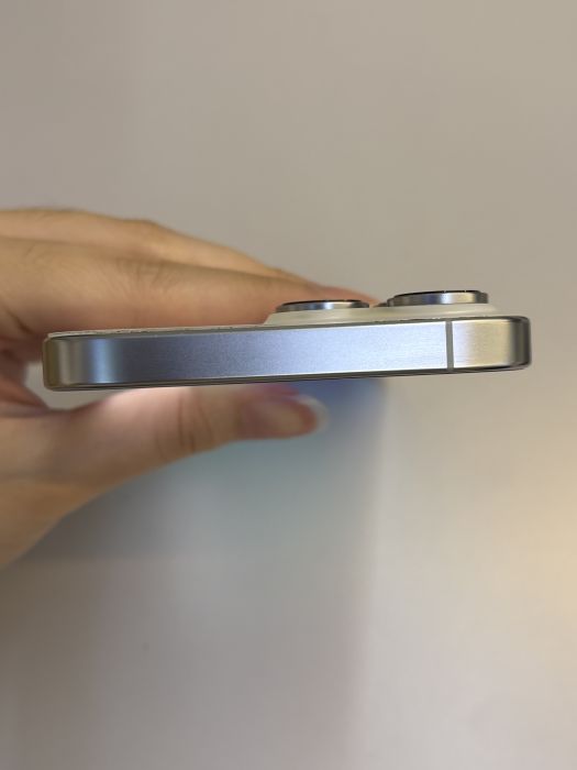 iPhone 16 Pro Max · 5/9