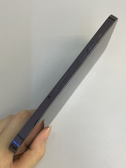 iPhone 14 Pro Max · 2/9