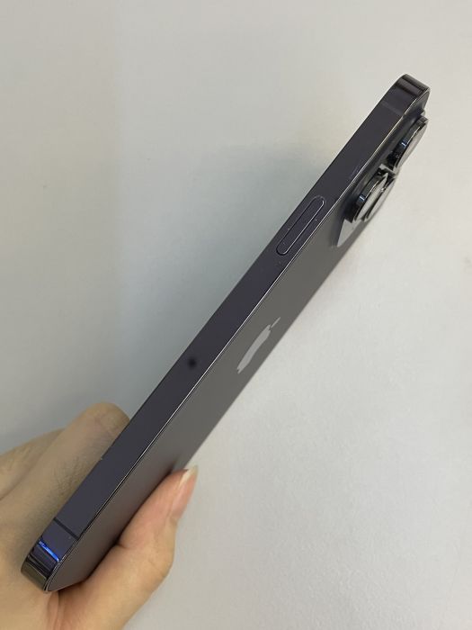 iPhone 14 Pro Max · 3/9