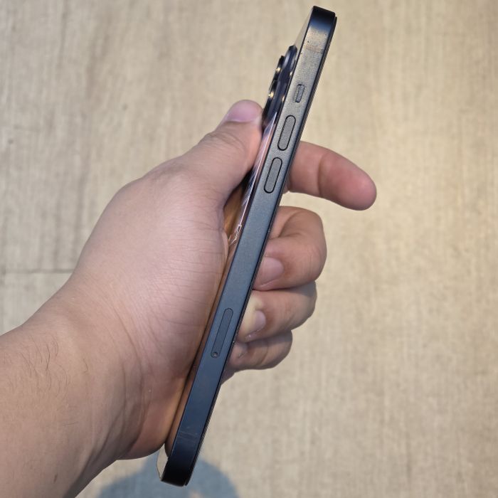 iPhone 14 Plus · 2/9