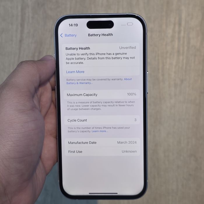 iPhone 15 · 8/9