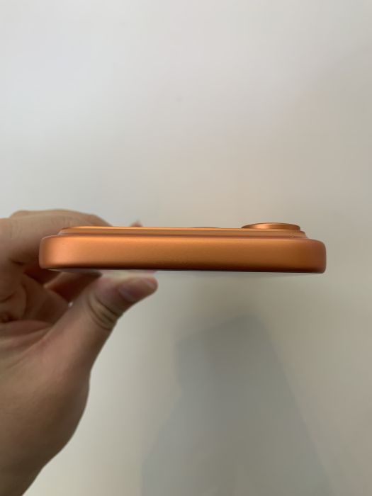 iPhone 17 Pro Max · 5/8