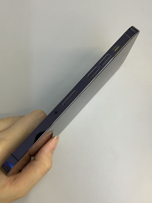 iPhone 14 Pro Max · 2/9