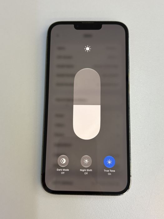 iPhone 13 Pro Max · 6/10