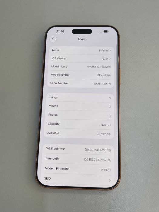 iPhone 17 Pro Max · 8/9
