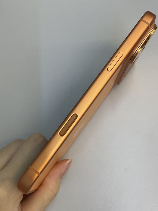 iPhone 17 Pro Max · 3/9