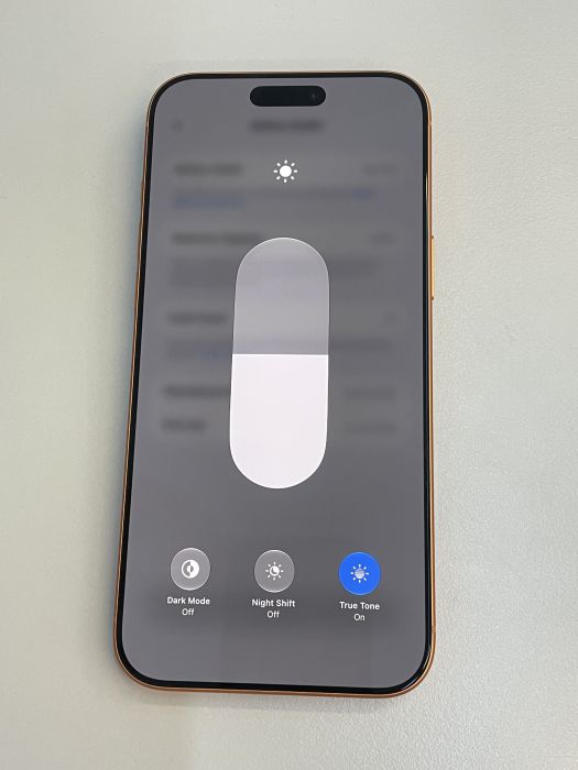 iPhone 17 Pro Max · 6/9