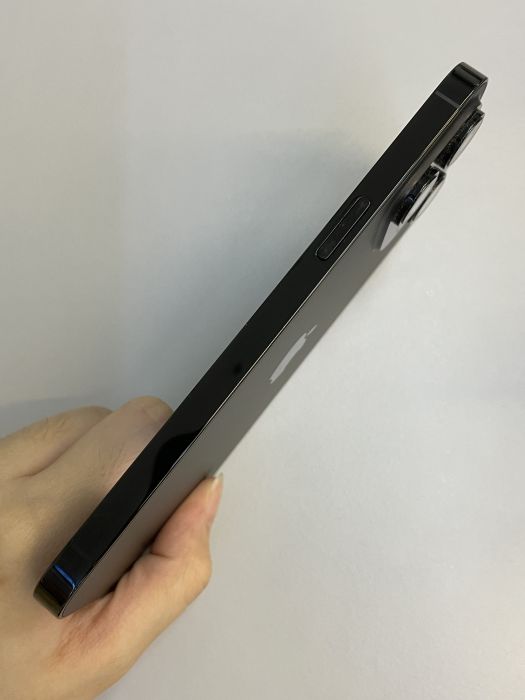 iPhone 14 Pro Max · 3/9