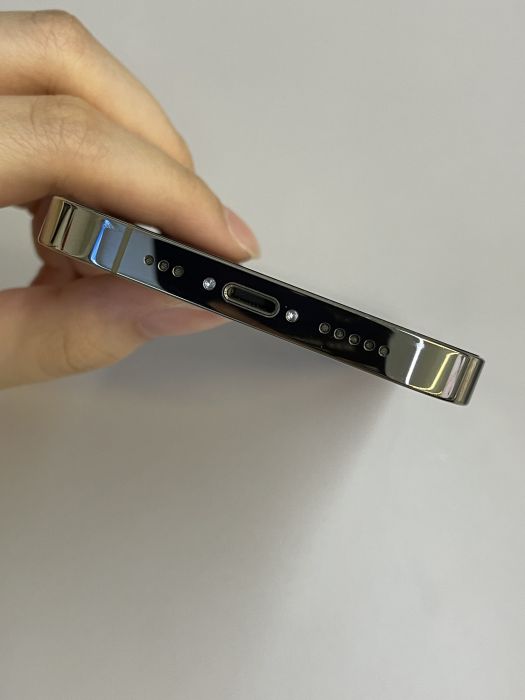iPhone 14 Pro · 4/9