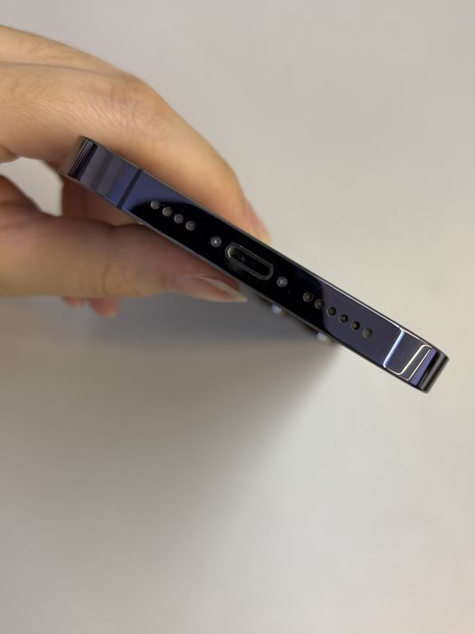 iPhone 14 Pro Max · 4/9