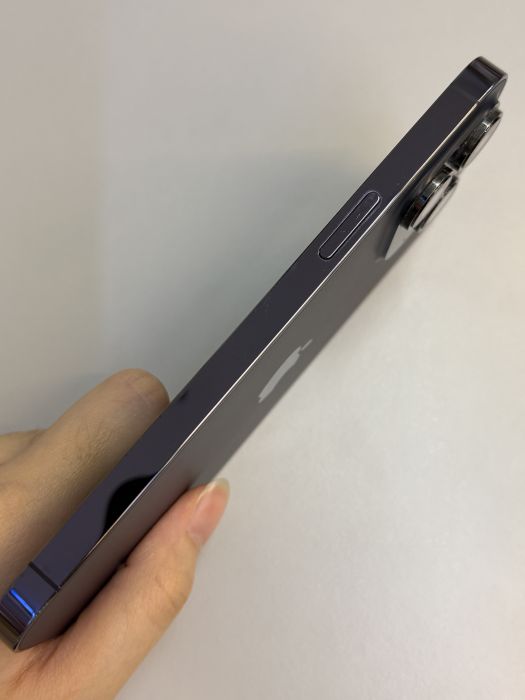 iPhone 14 Pro Max · 3/9
