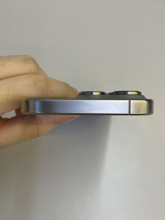 iPhone 16 Pro · 5/9