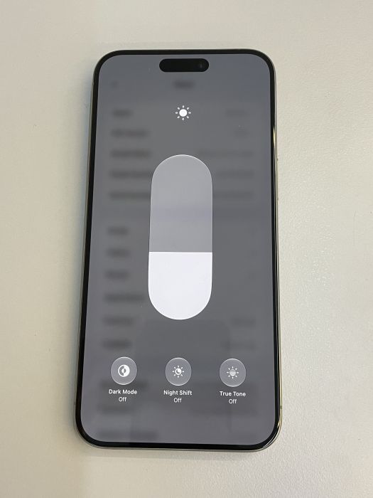 iPhone 15 Pro Max · 6/9