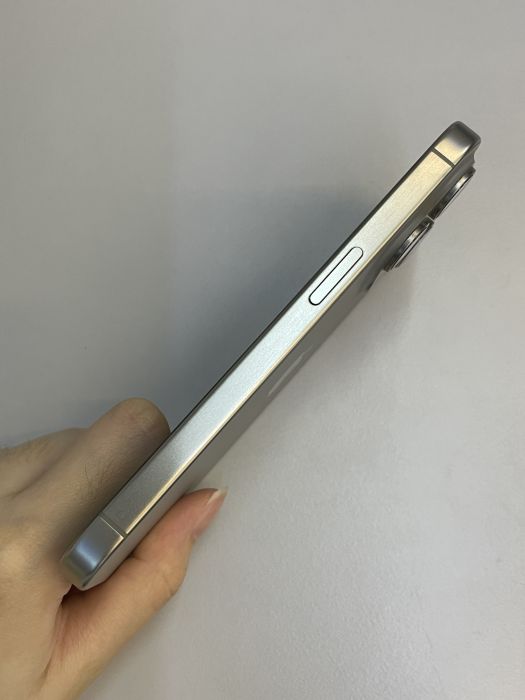 iPhone 15 Pro · 3/9