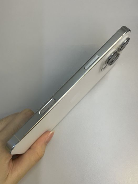 iPhone 16 Pro Max · 3/9