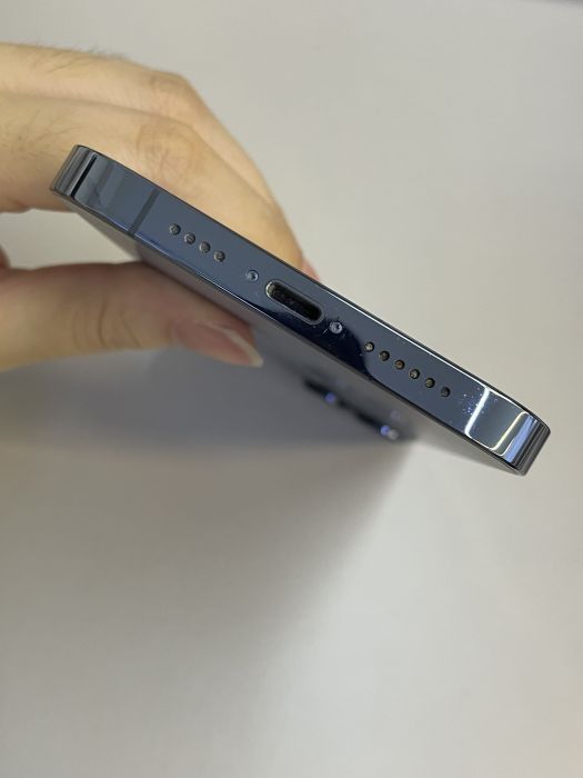 iPhone 13 Pro Max · 4/9