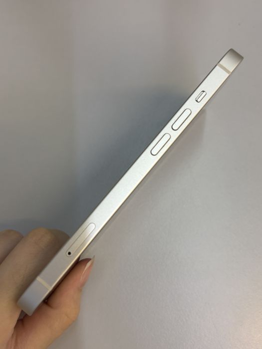 iPhone 13 · 2/10