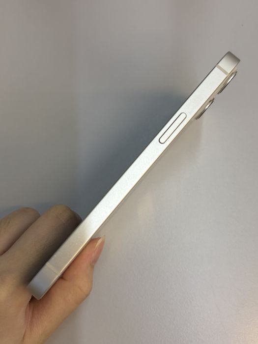 iPhone 13 · 3/10