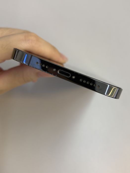iPhone 12 Pro Max · 4/9