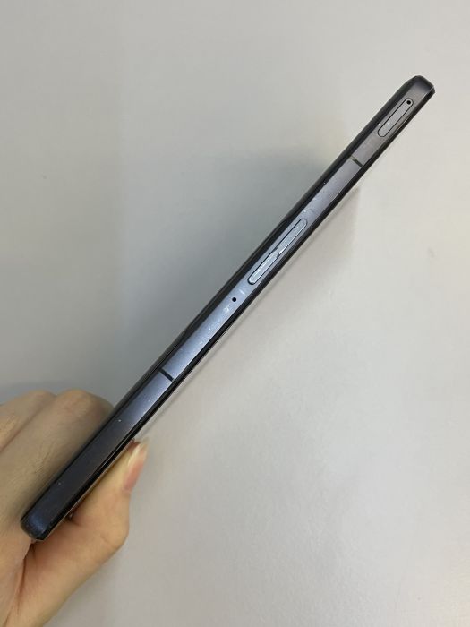 POCO F4 GT · 2/7