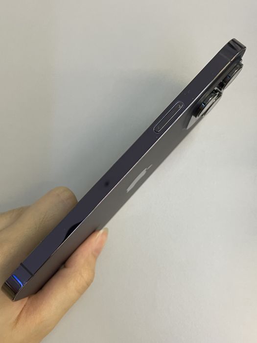 iPhone 14 Pro Max · 3/9