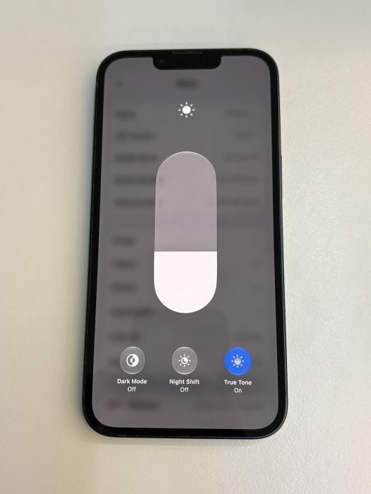 iPhone 13 · 6/9