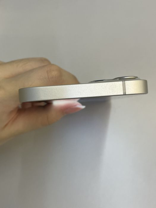 iPhone 13 · 5/9