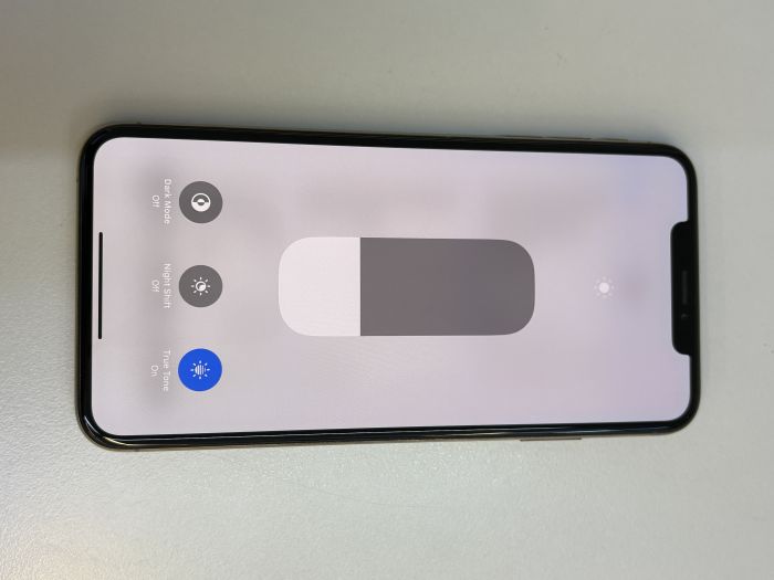 iPhone XS Max · 6/9