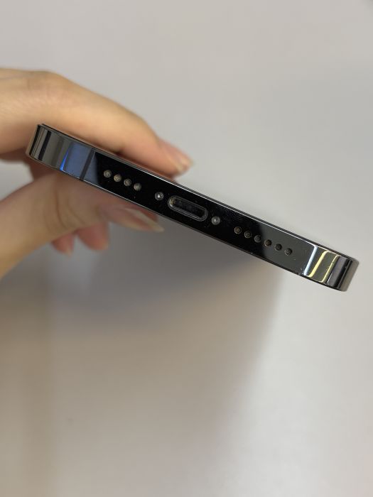 iPhone 13 Pro Max · 4/9