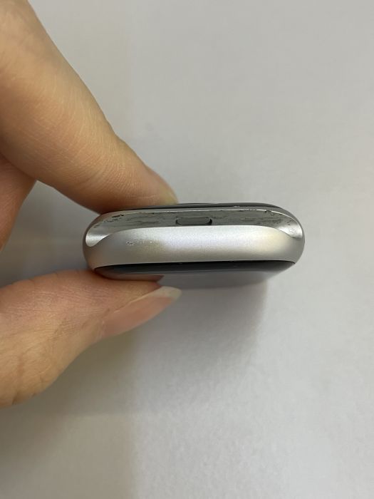 Apple Watch Series 9 41mm GPS · 5/7