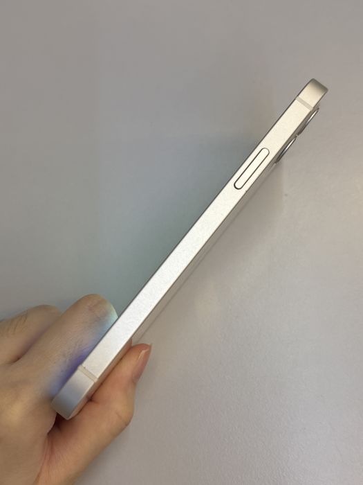 iPhone 12 · 3/10