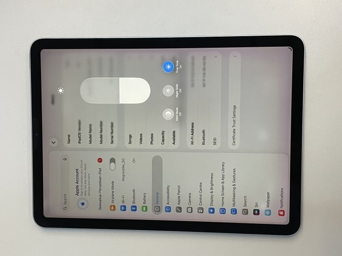 iPad Air (4th Gen 2020) Wi-fi · 6/7