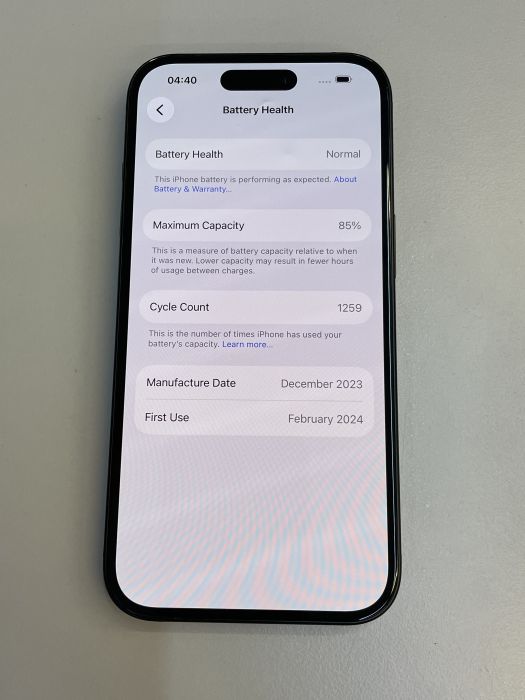 iPhone 15 · 8/9