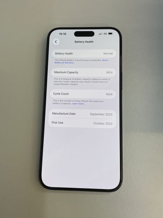 iPhone 15 Pro Max · 8/9