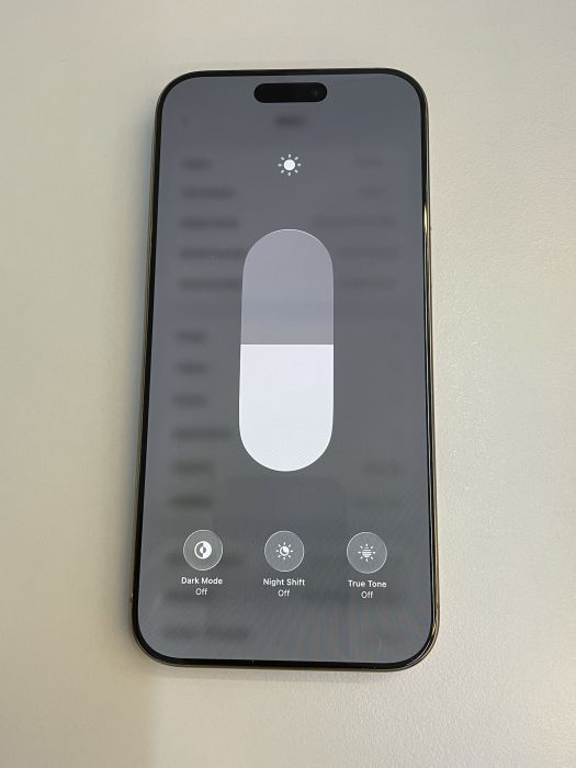 iPhone 16 Pro Max · 6/9