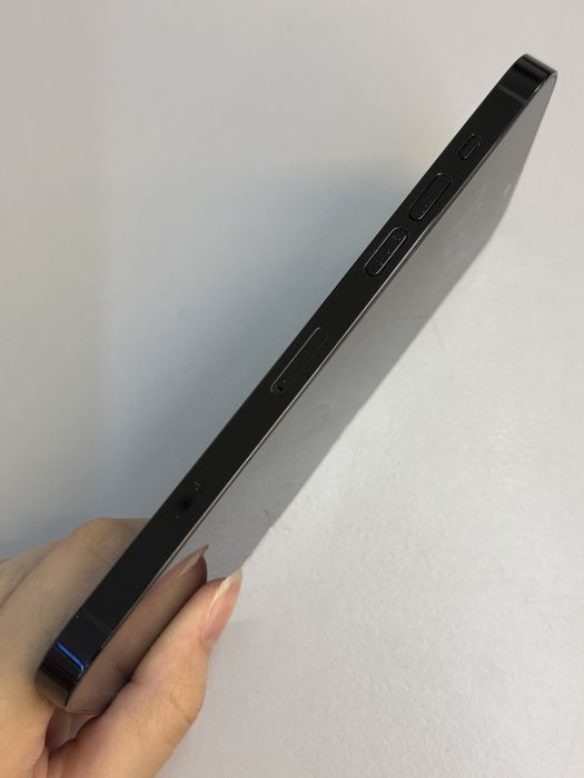 iPhone 14 Pro Max · 2/9