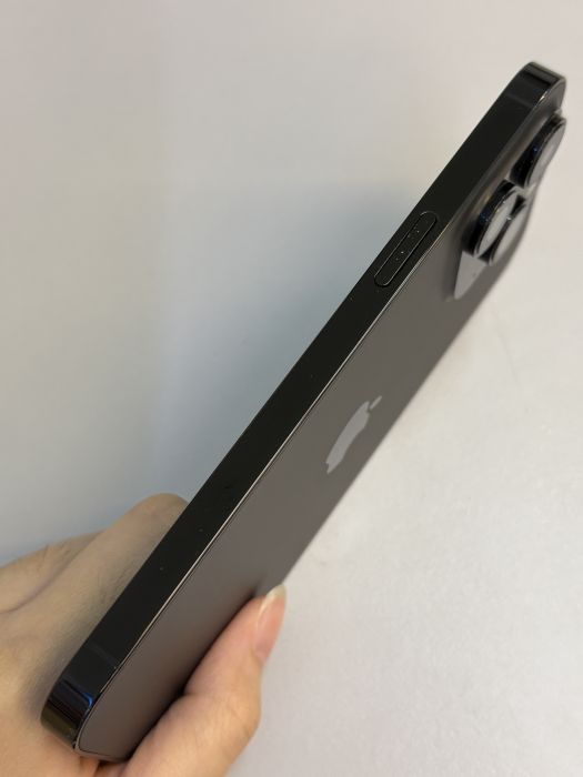 iPhone 14 Pro Max · 3/9