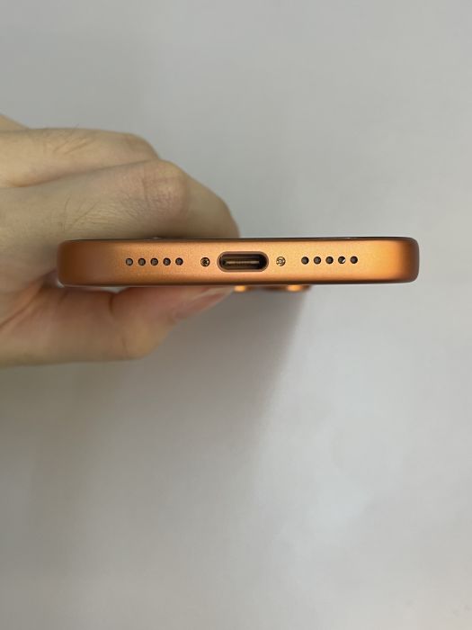 iPhone 17 Pro · 4/9