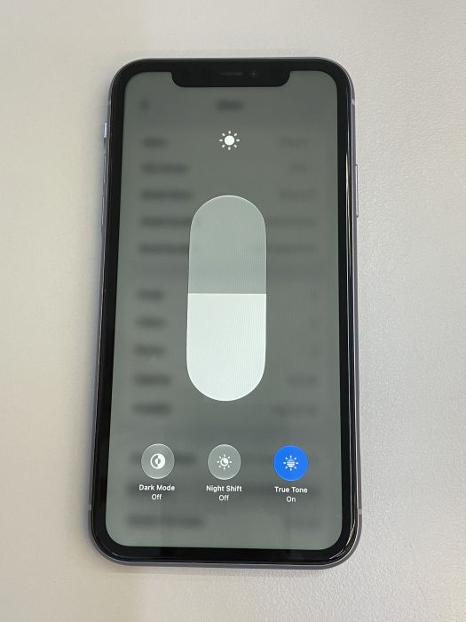 iPhone 11 · 6/9