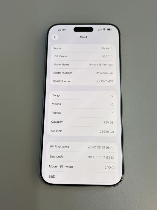 iPhone 16 Pro Max · 8/9