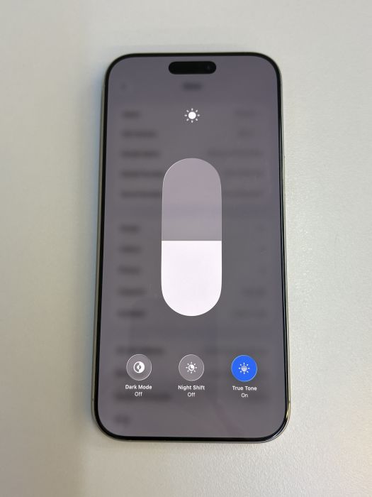 iPhone 16 Pro Max · 6/9