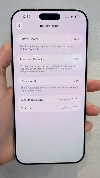 iPhone 17 Pro Max · 7/8