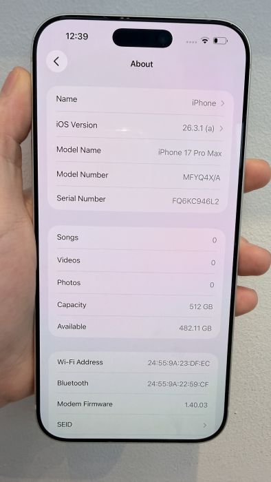 iPhone 17 Pro Max · 6/8