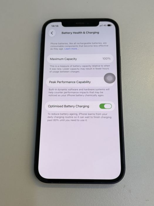 iPhone 12 · 9/10