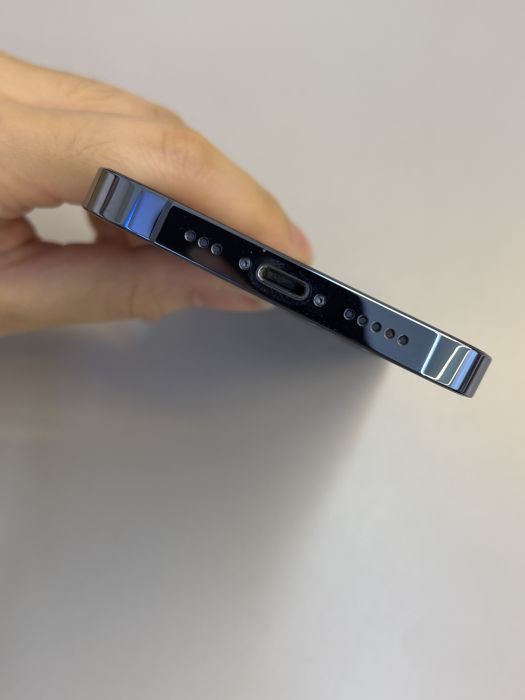 iPhone 13 Pro · 4/9