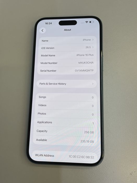 iPhone 16 Plus · 7/10
