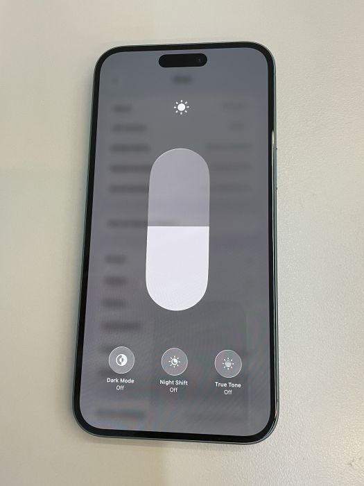 iPhone 16 Plus · 6/10