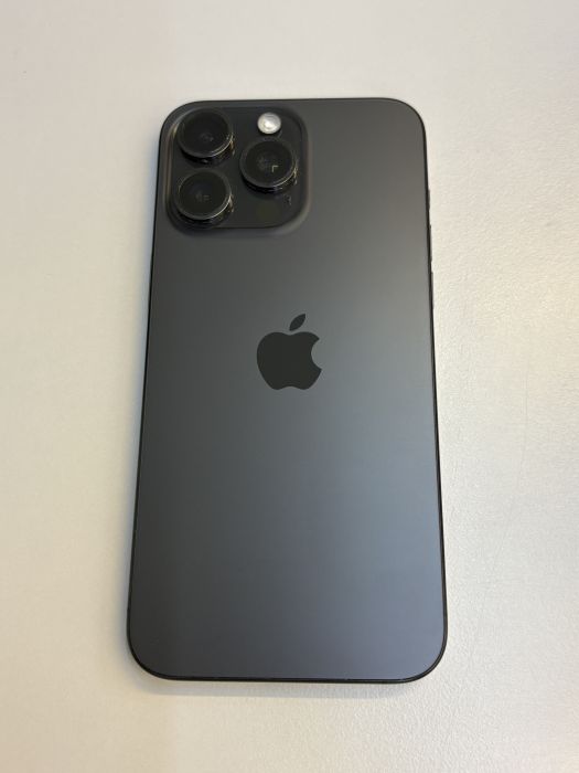 iPhone 15 Pro Max · 1/9