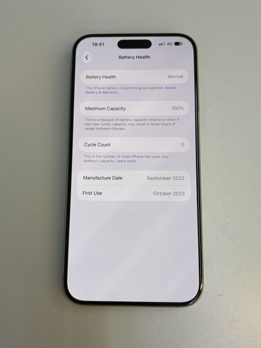 iPhone 15 Pro Max · 8/9